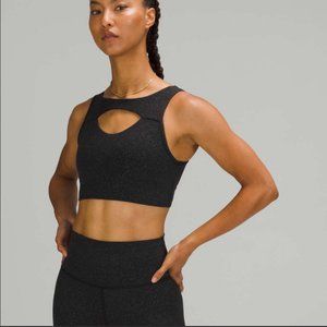 Lululemon Cut Out Train Bra sz 4 Crunch Black - like new